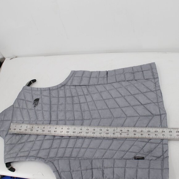 NWT The North Face Vest Women's Medium ECO ThermoBall Trekker Quilted Mid Gray - Picture 7 of 12
